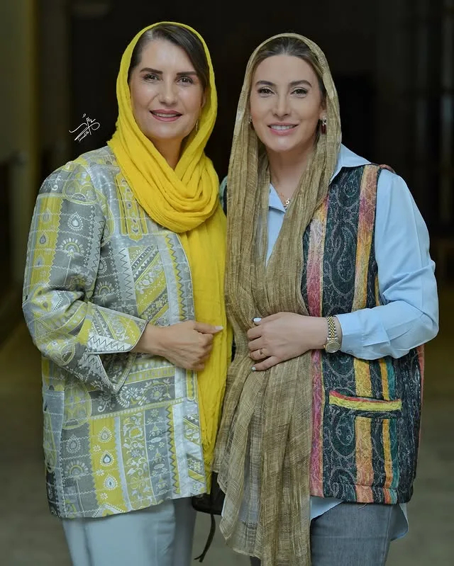 فریبا نادری در کنار فریبا کوثری