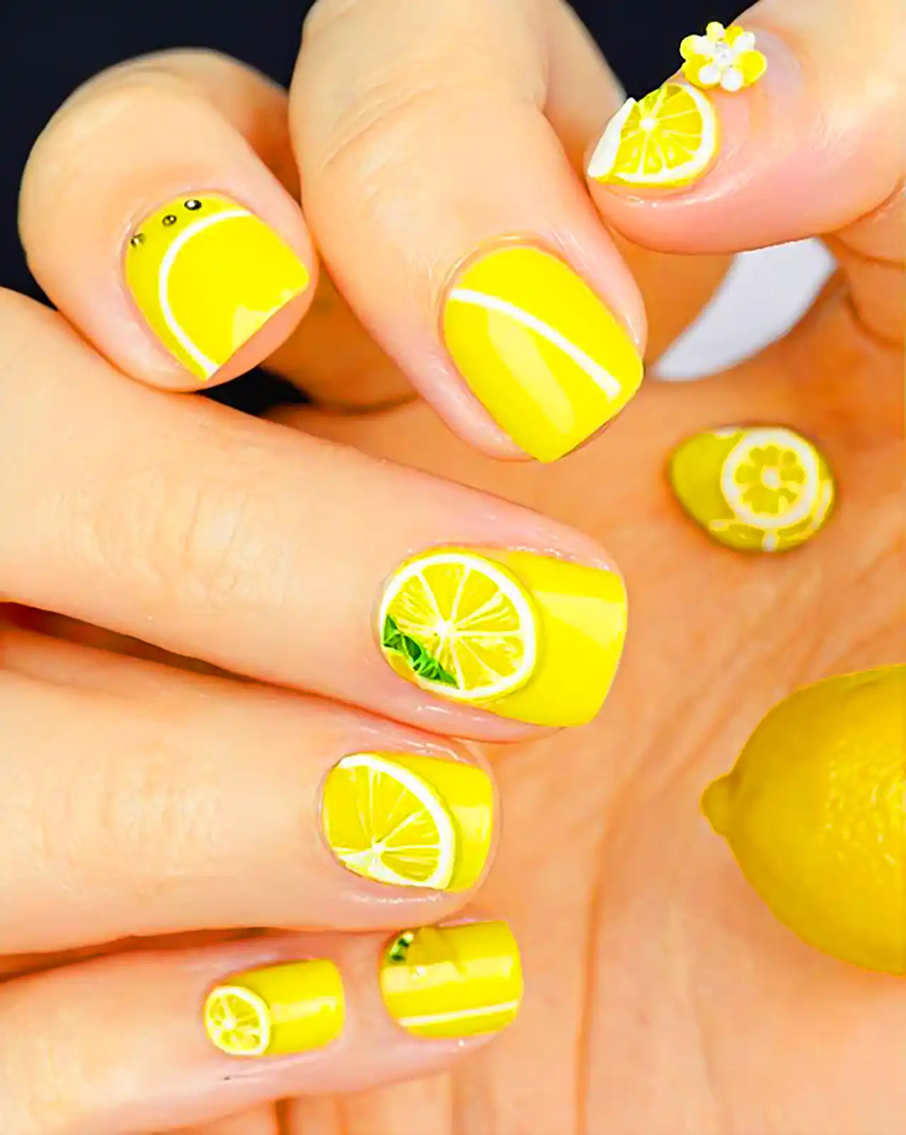 دیزاین ناخن با طرح لیمو