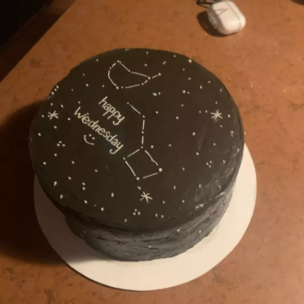 کیک تولد طرح صورت فلکی کیوت