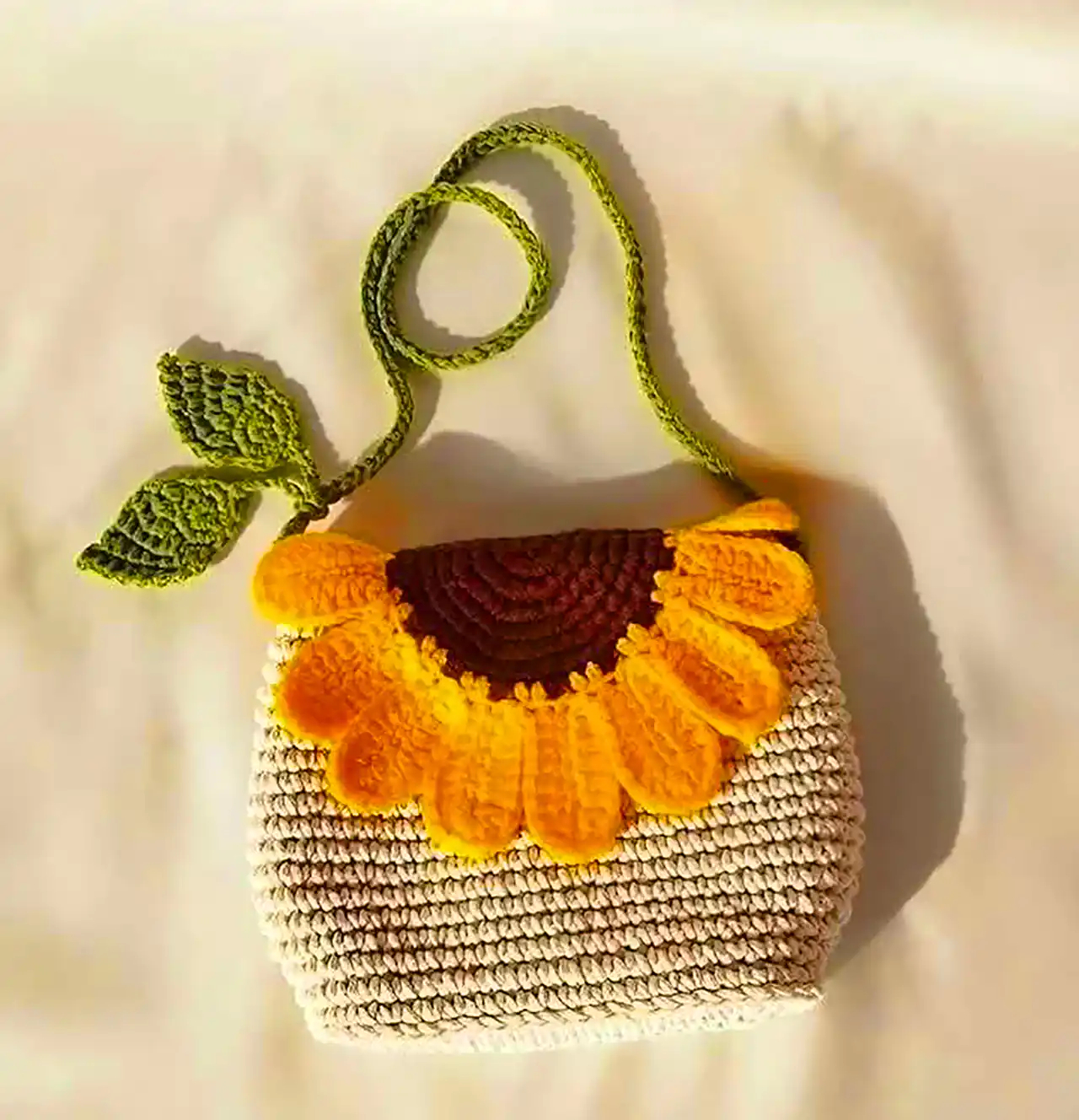 کیف قلاب بافی آفتابگردان