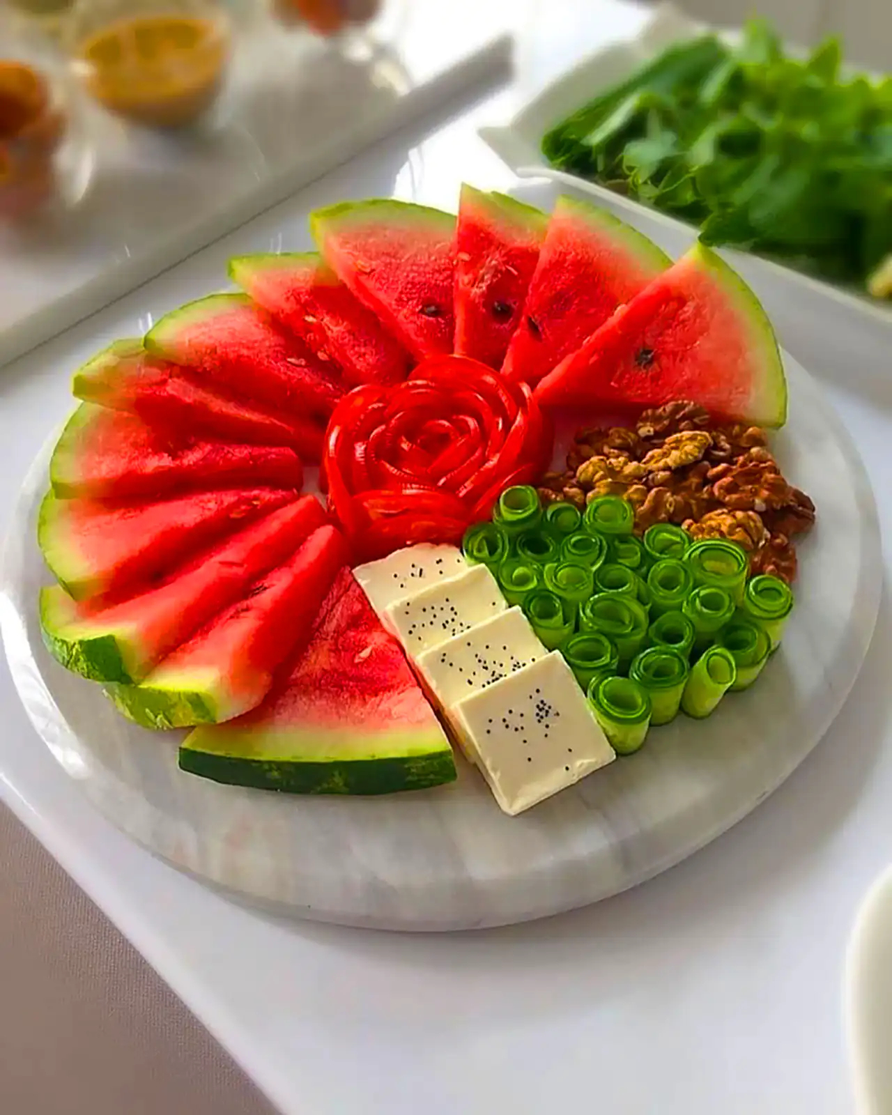 تزیین هندوانه برای یلدا