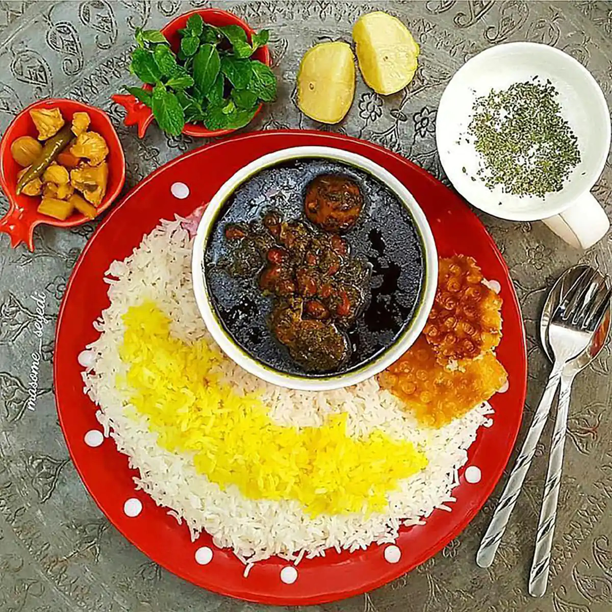 ررعکس سفره هفت سین عکس سفره هفت سین فانتزی سفره هفت سین مدرن تزیین سفره شام ایرانی عکس سفره غذای شیک 