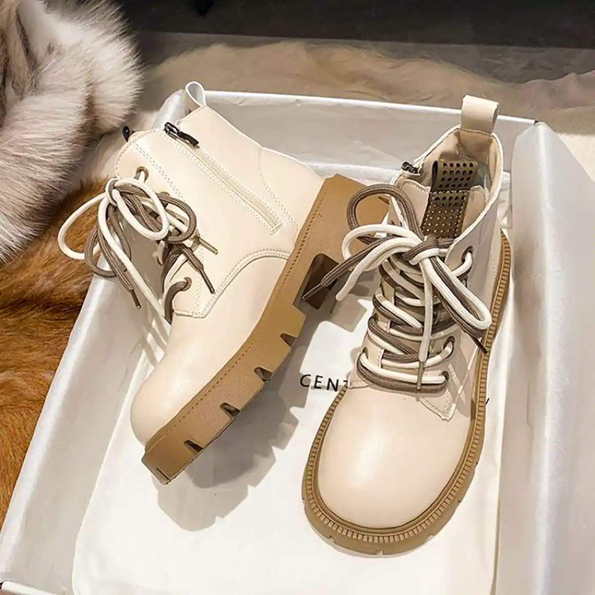 نیم بوت شیک پاییزه