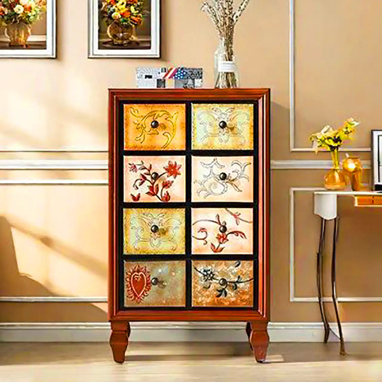 کمد چوبی با طرح چهل تکه