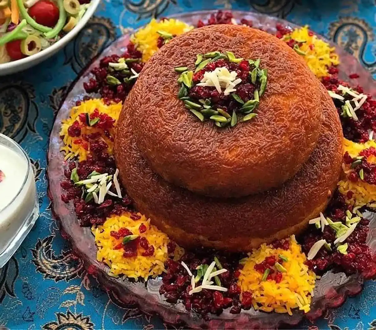 تزیین برنج مجلسی
شابلون تزیین برنج
تزیین مرغ مجلسی در دیس
تزیین سالاد
برنج قالبی با کاسه

