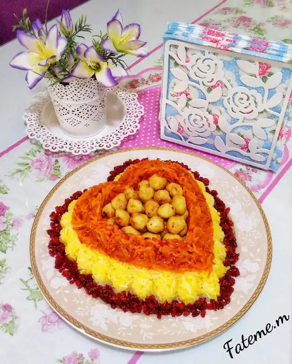 تزیین روی هویج پلو