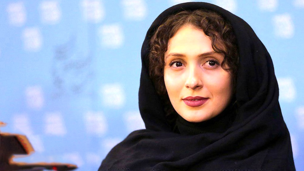 Screenshot 2024-10-30 at 09-12-30 عکس شخصی ملیسا ذاکری.jpeg (JPEG Image 1024 × 577 pixels)