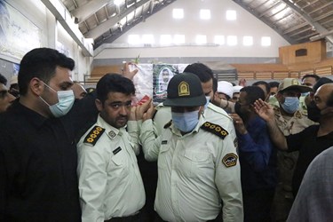 مراسم تشییع پیکر شهید میرحسینی در بندرعباس+تصاویر