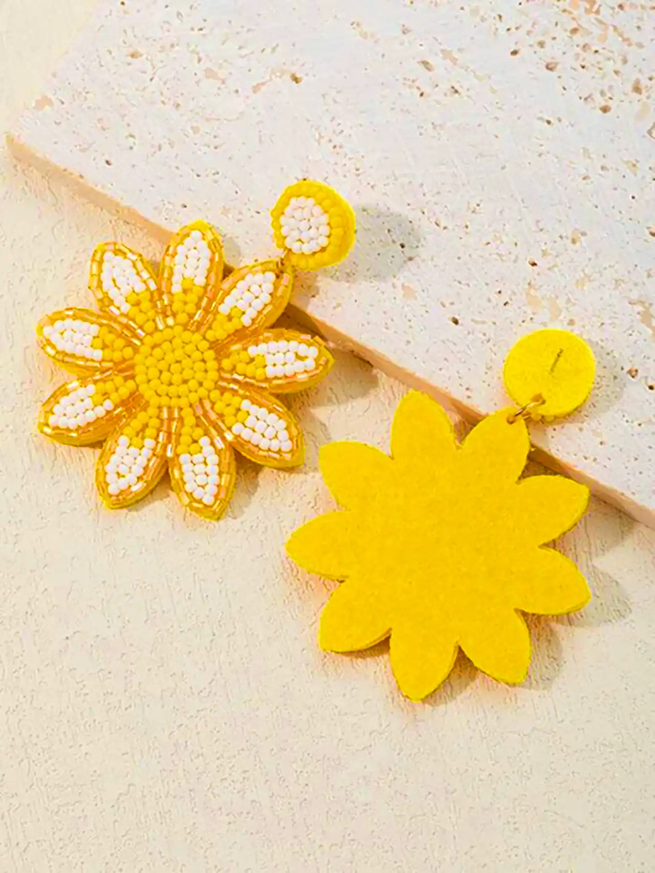 گوشواره گلبرگ فانتزی