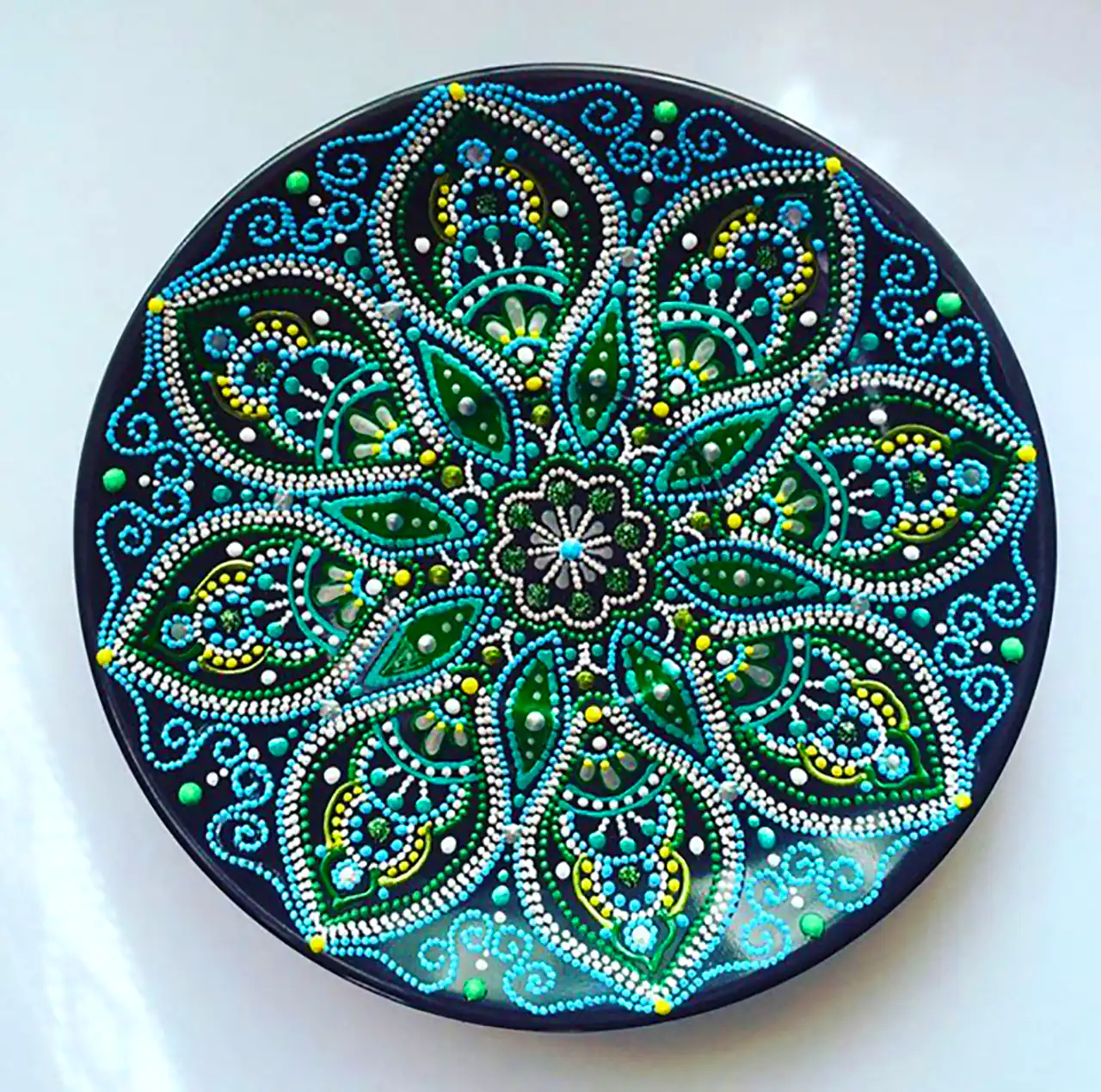 بشقاب ماندالا تزئینی