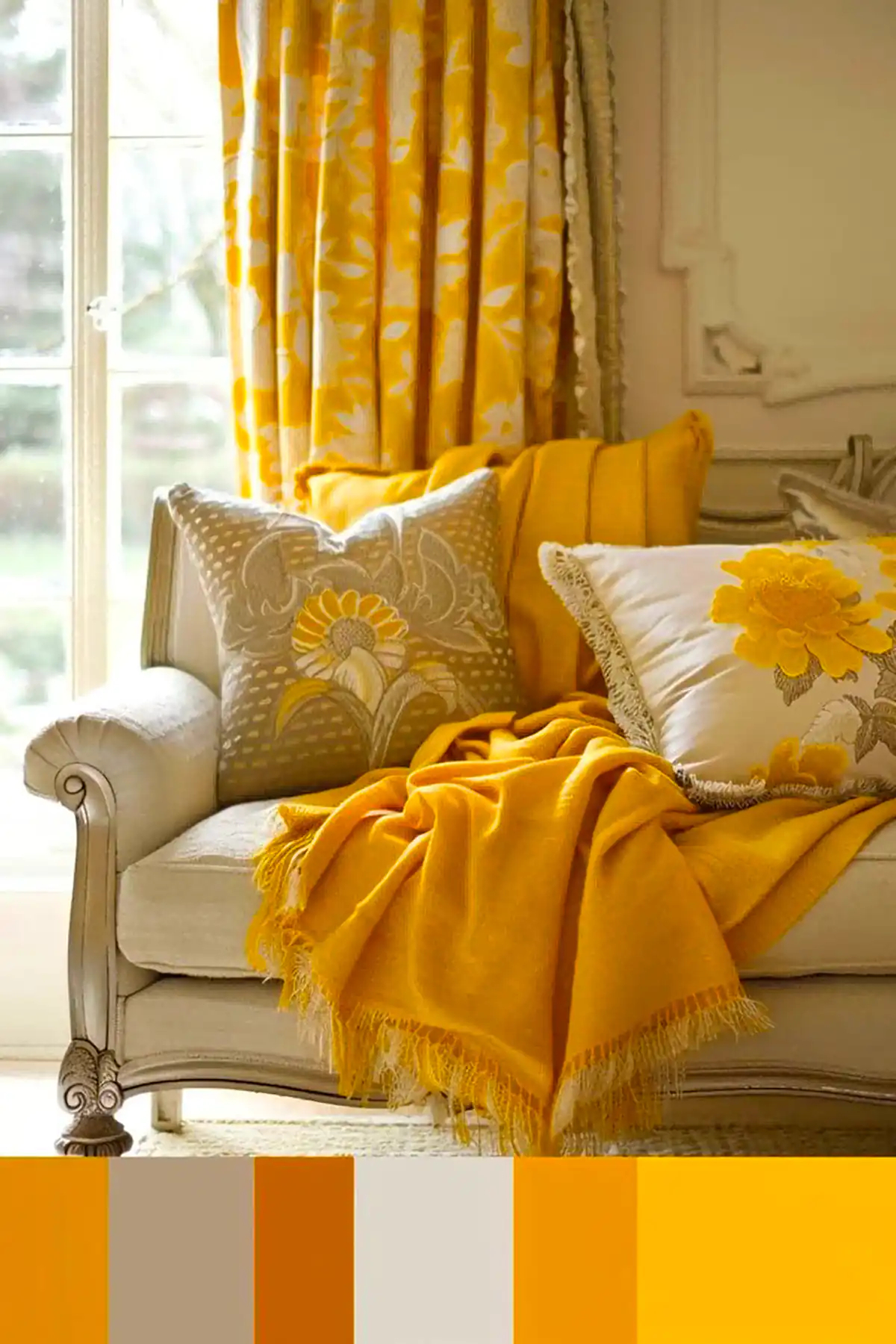 دکور فضای نشیمن با تم زرد