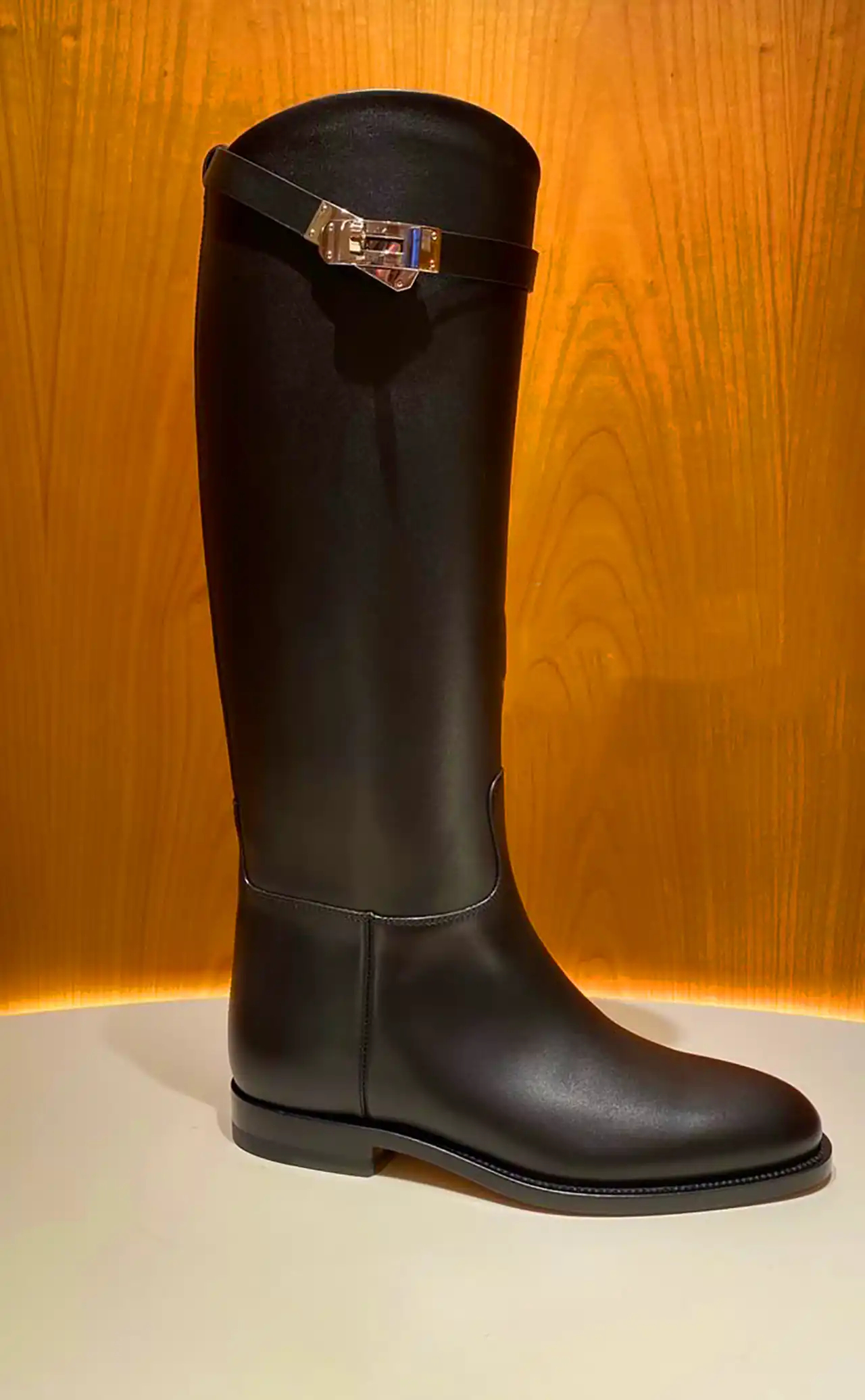 بوت چرم بلند زنانه