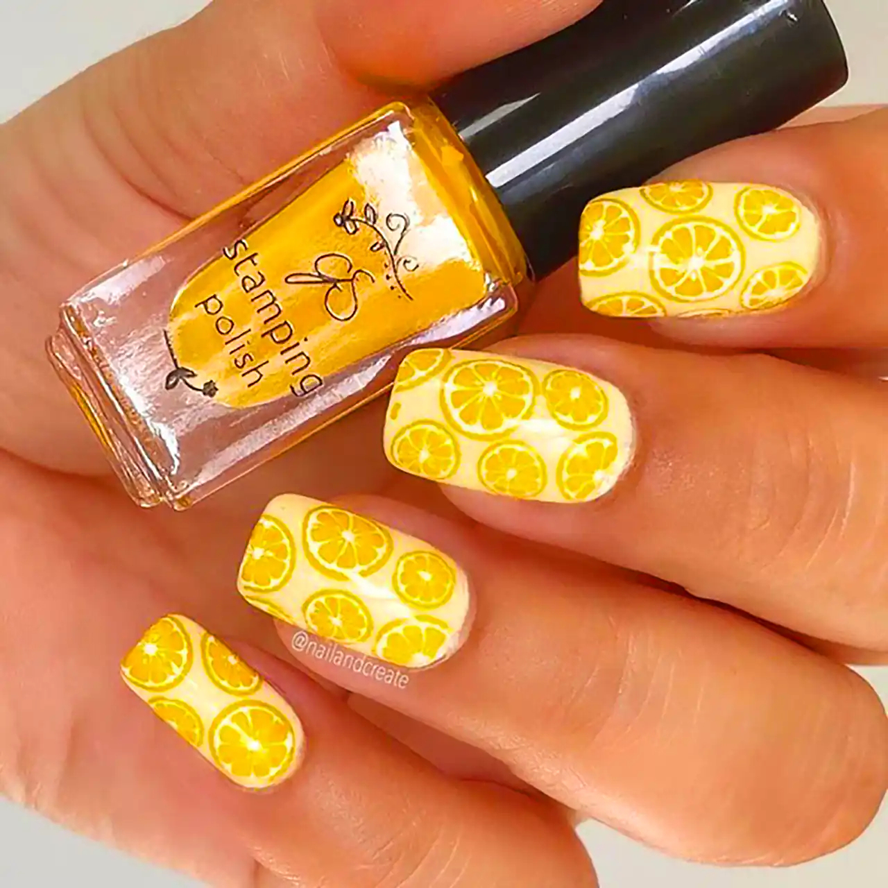 دیزاین ناخن با طرح لیمو