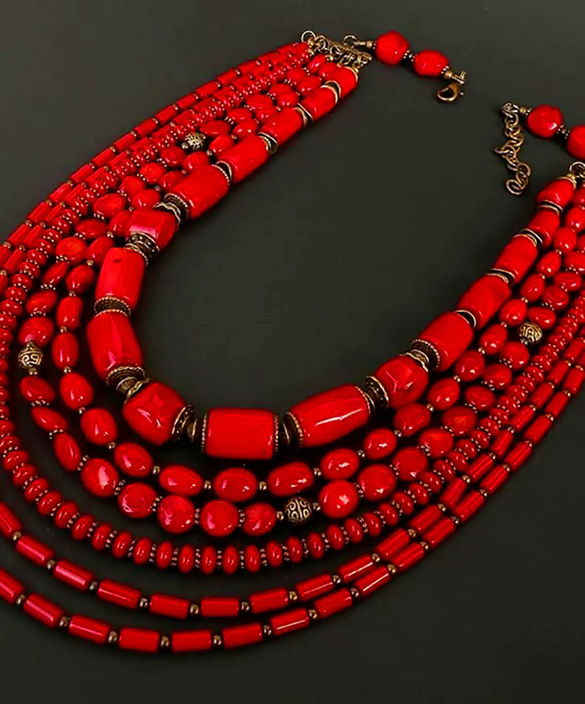 گردنبند مهره ای قرمز شیک