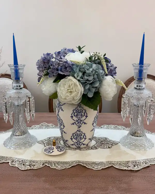 انواع چیدمان میز ناهارخوری