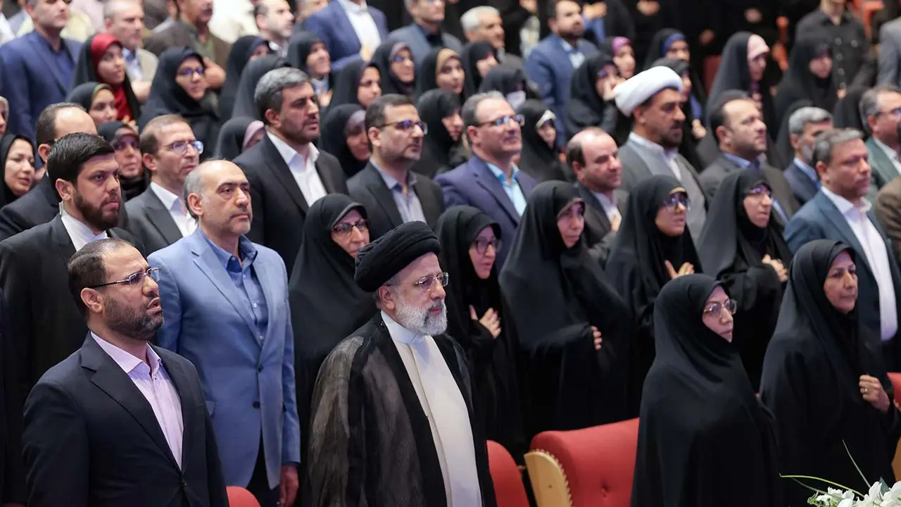 آیت الله سید ابراهیم رییسی رییس جمهور کشورمان، امروز ( دوشنبه )  در آیین تجلیل از معلمان نمونه کشوری