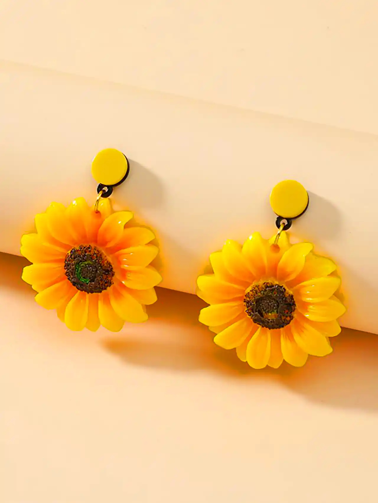 گوشواره گلبرگ فانتزی