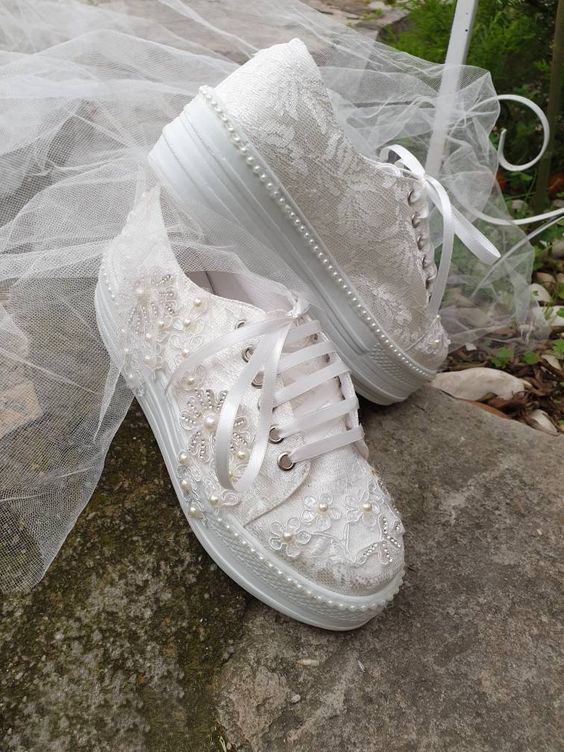 کفش برای عروس قد بلند