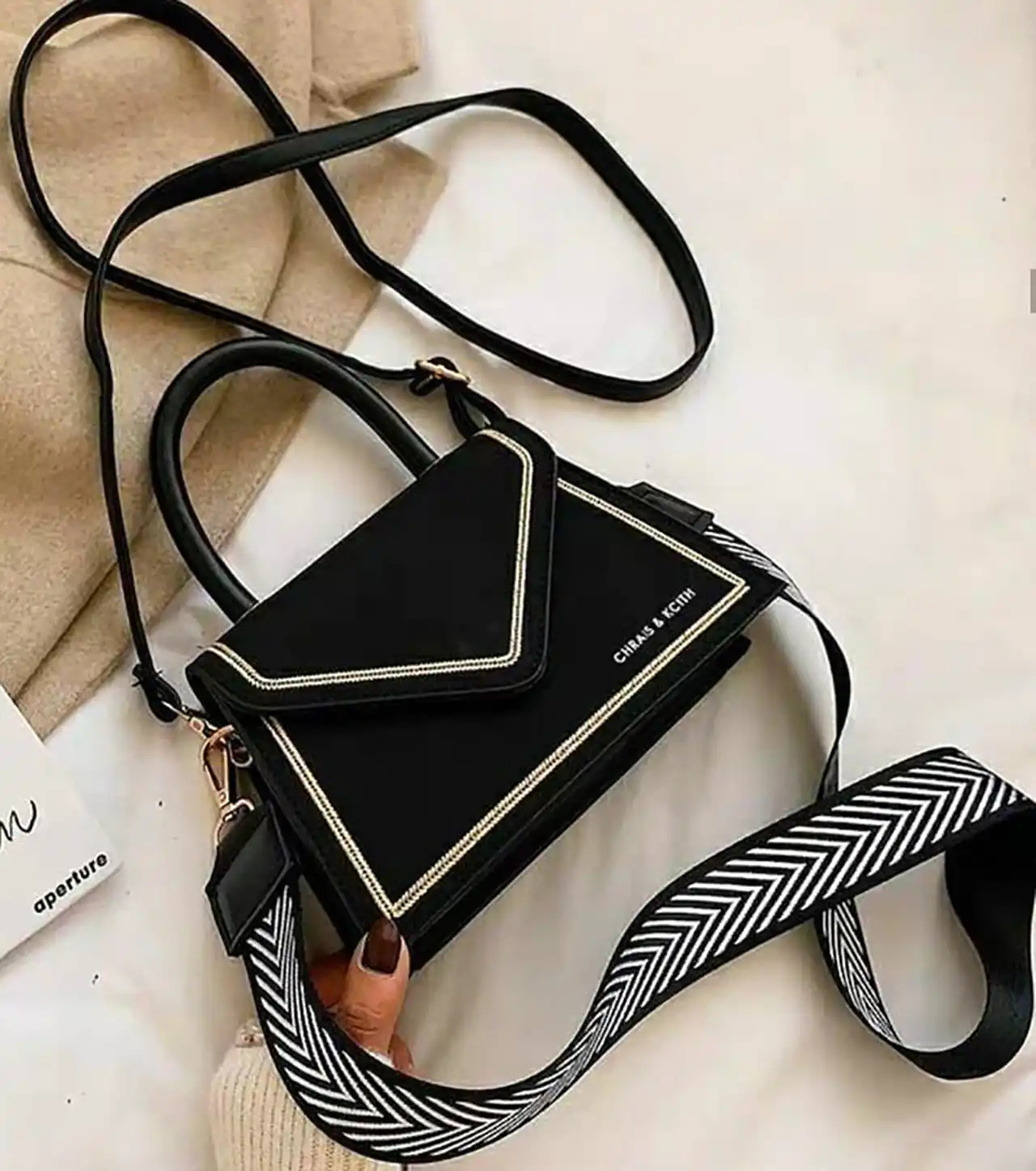 کیف یکطرفه با کلاس