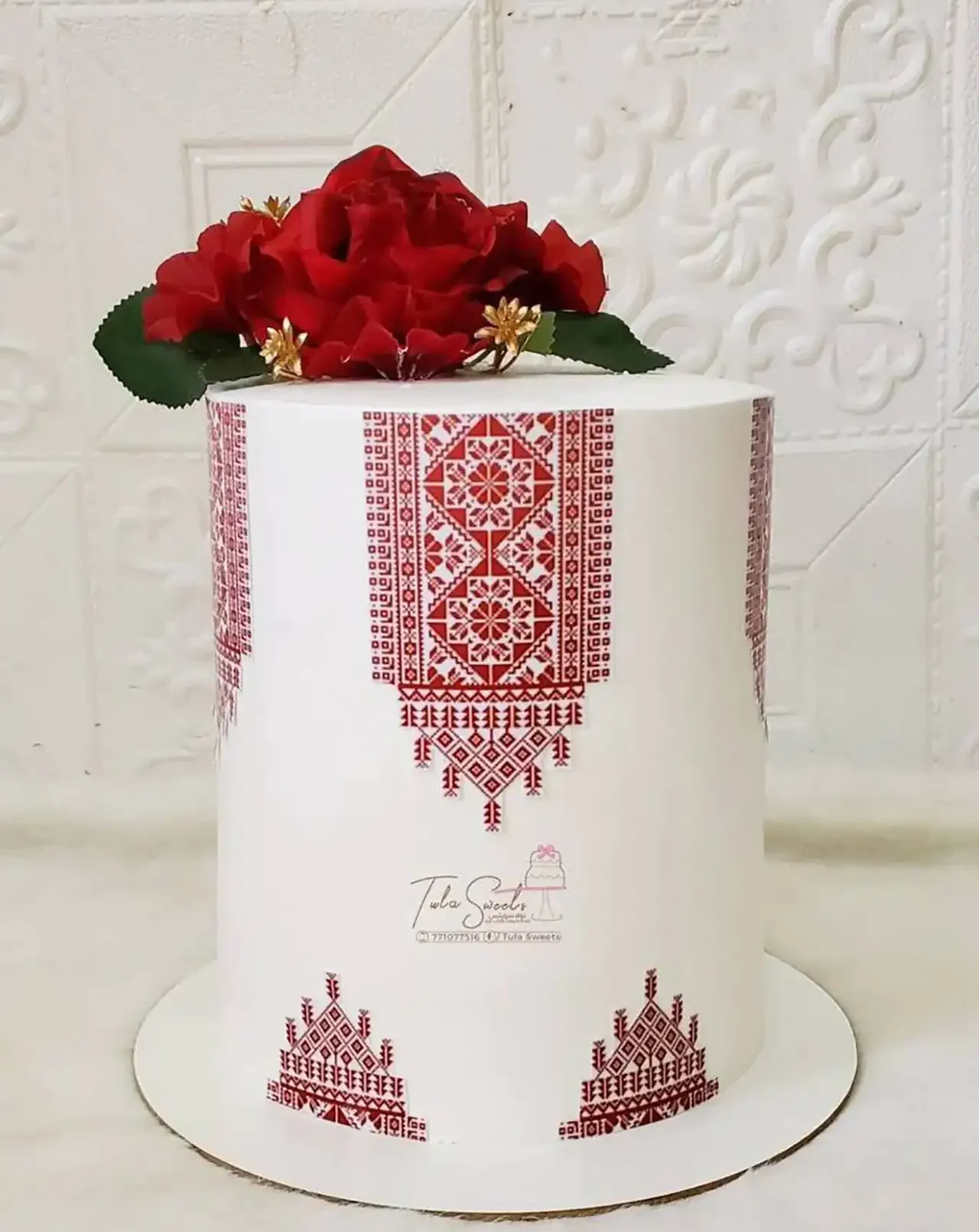 مدل‌های کوچک کیک‌های یلدایی