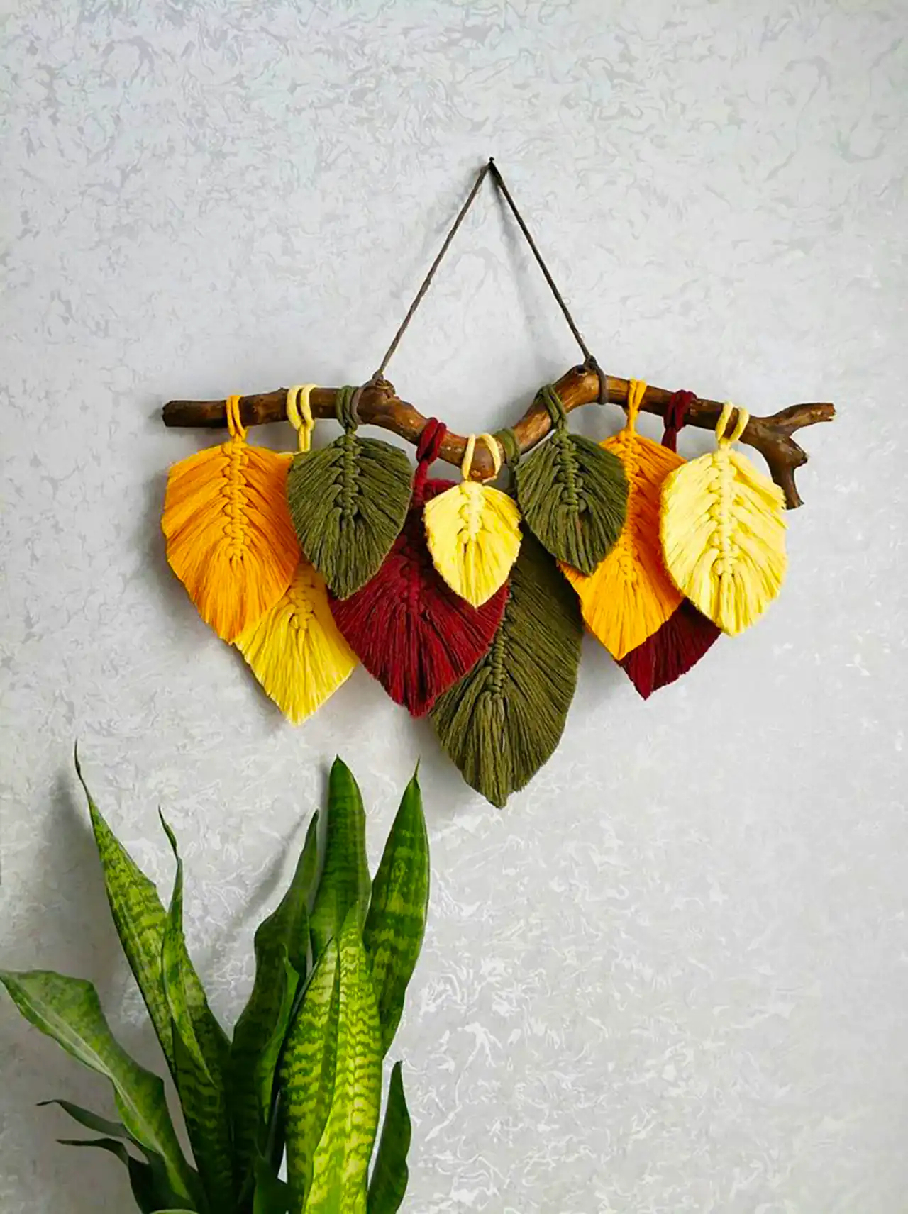 دیوارکوب مکرومه برگی