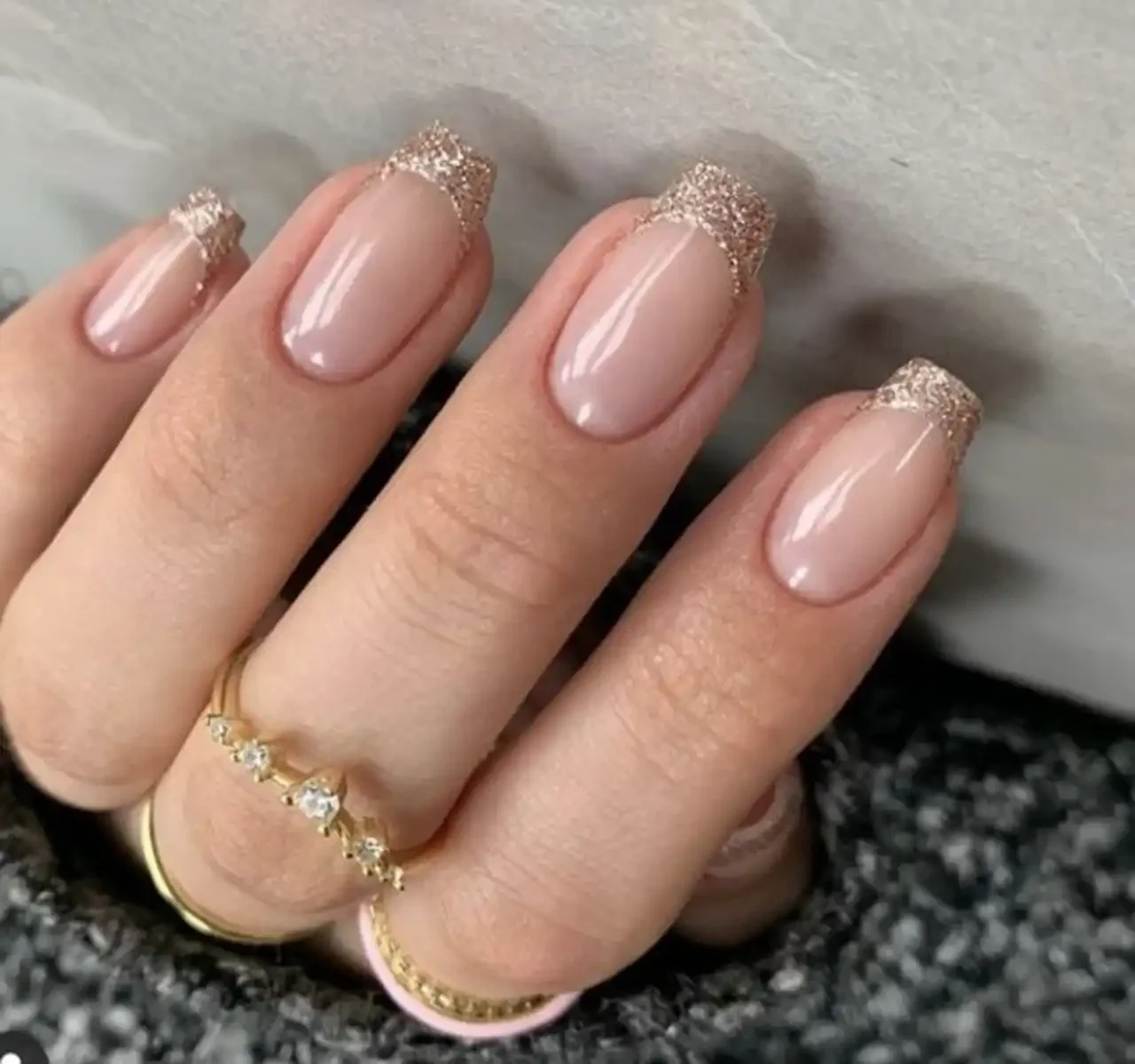 مدل ناخن فرنچ اکلیلی + مدل های زیبا و ترند ناخن فرنچ اکلیلی با ایده های بسیار شیک