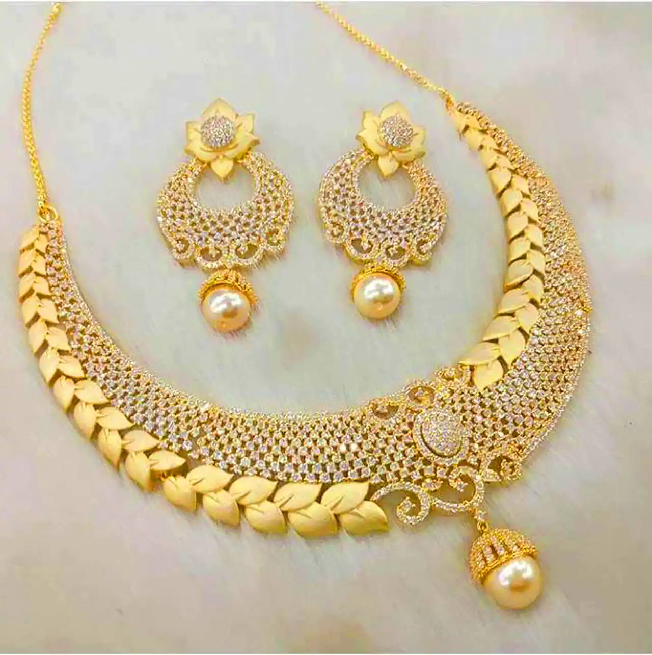 سرویس جواهر طلایی خاص و شیک 