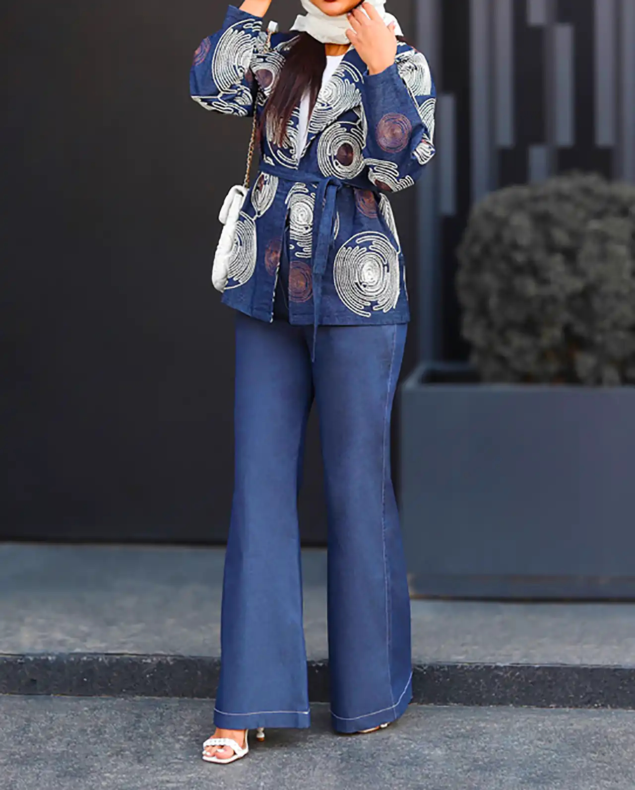 تیپ زنانه اسپرت و روزمره 