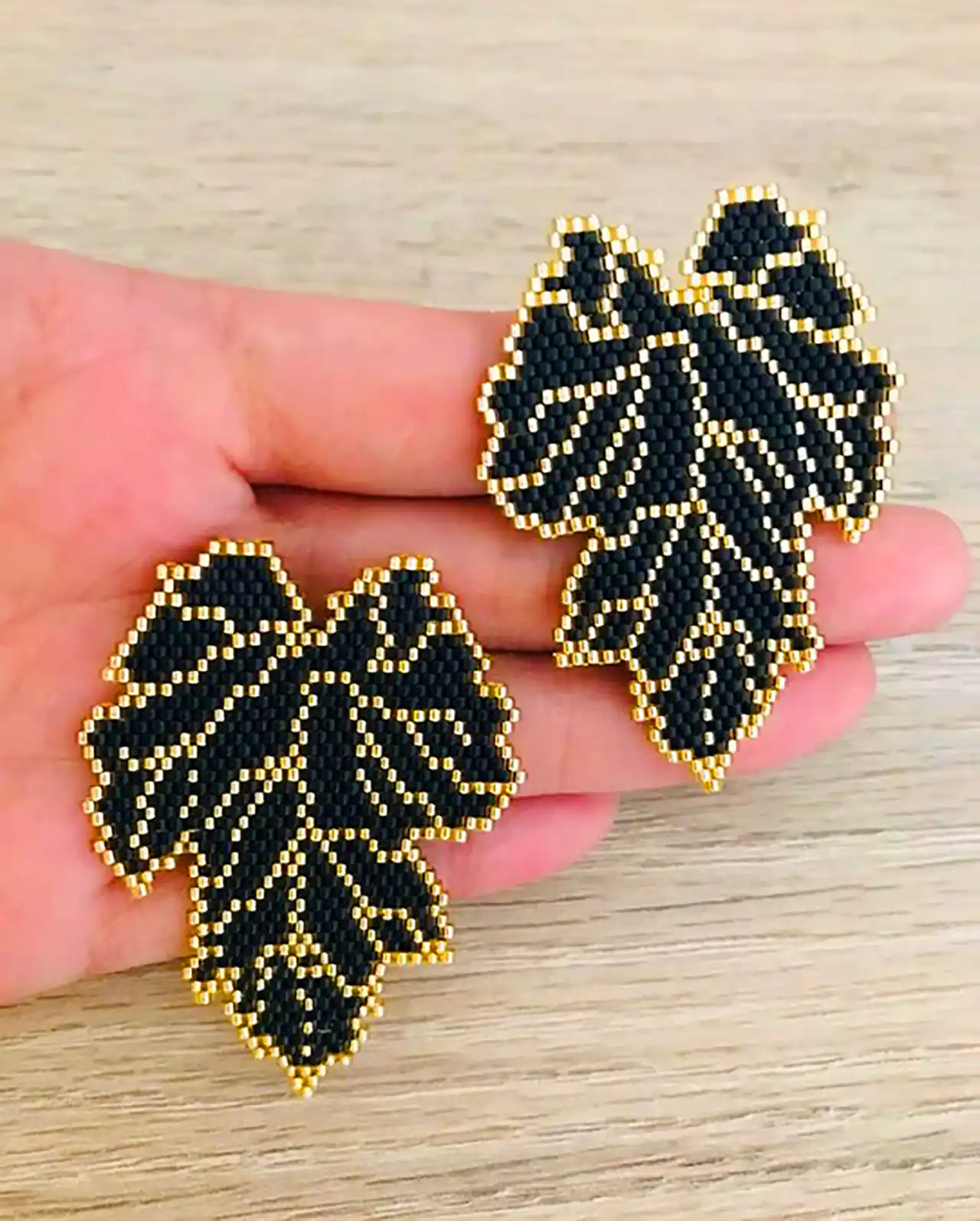 گوشواره با منجوق میوکی