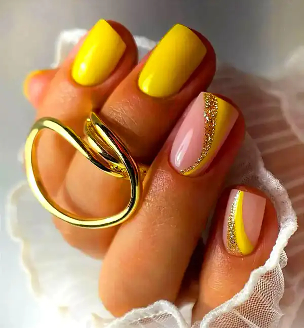 طراحی ناخن زرد