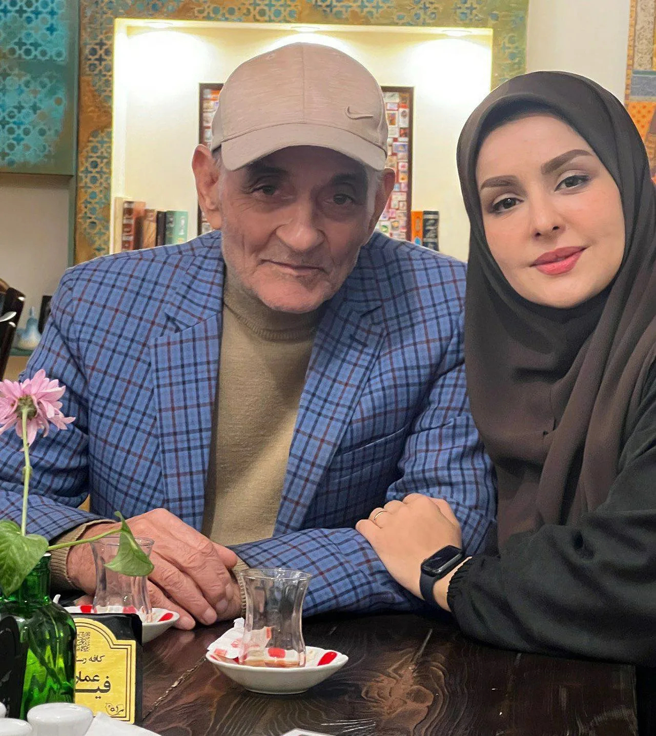 شعله رزمجو و پدر همسرش