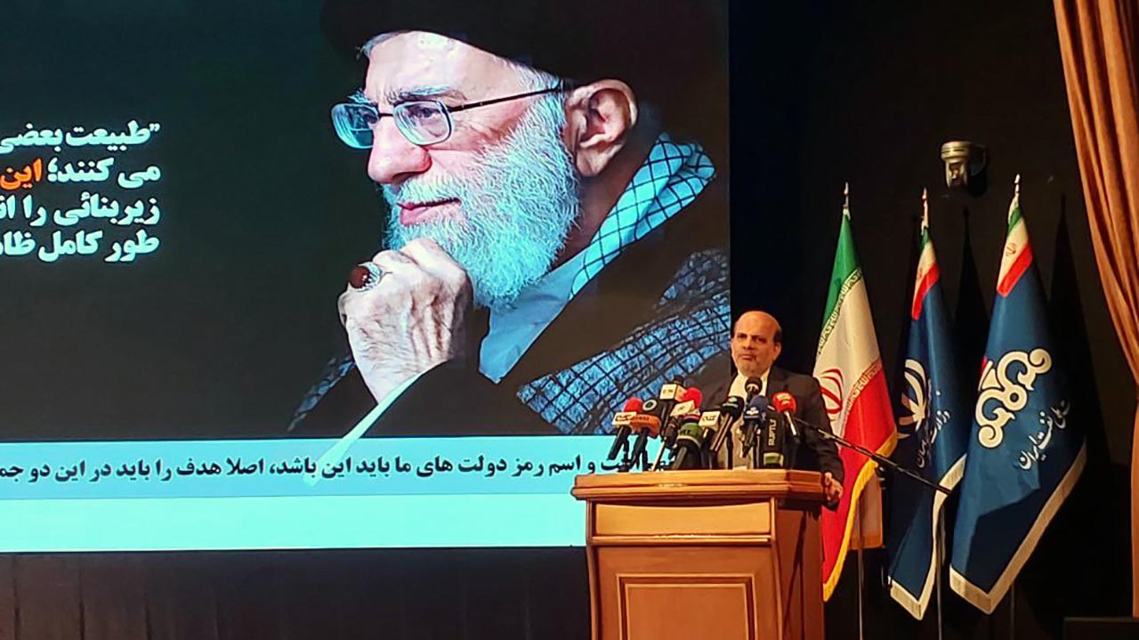 مراسم امضای قراردادهای مربوط به طرح فشار افزایی میدان مشترک گازی پارس جنوبی