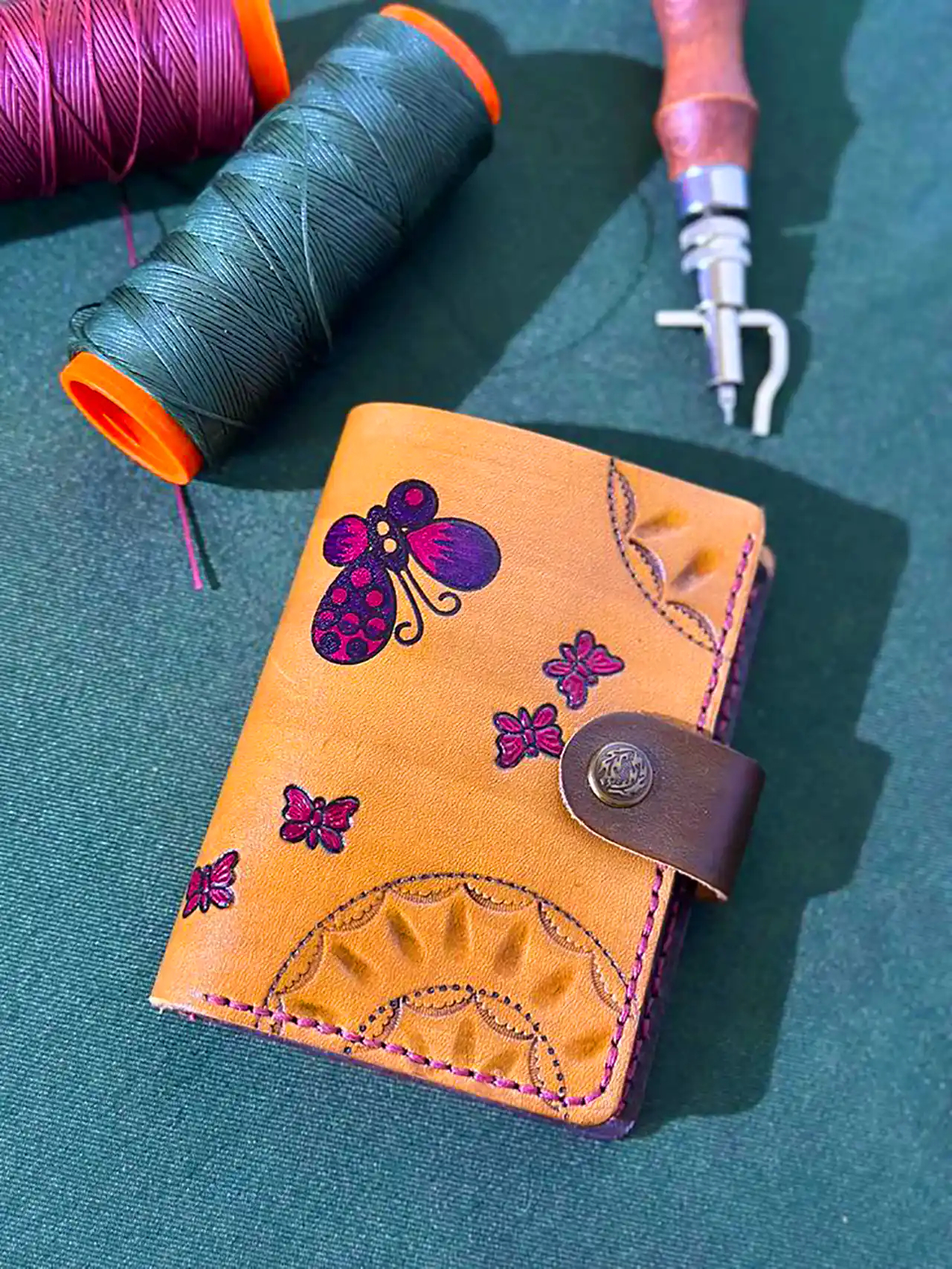 کیف پول چرمی ژورنالیستی 