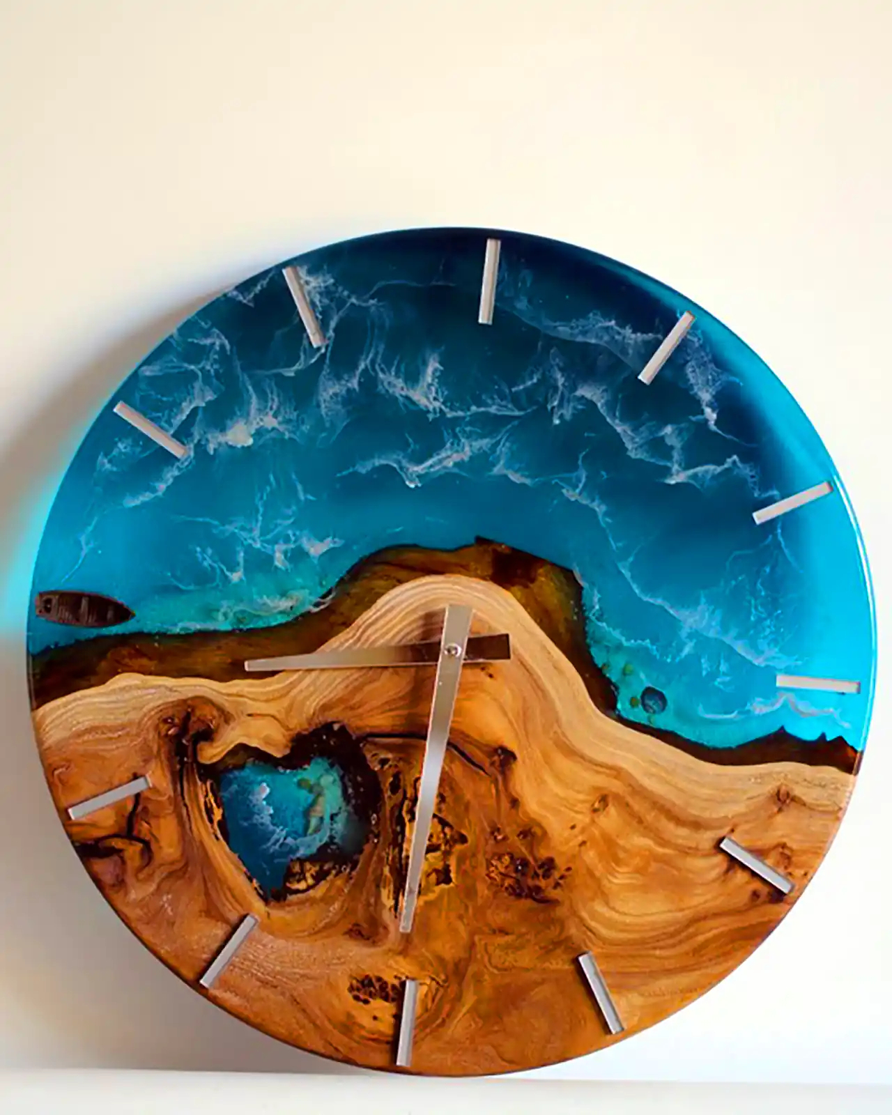 ساعت چوب و اپوکسی