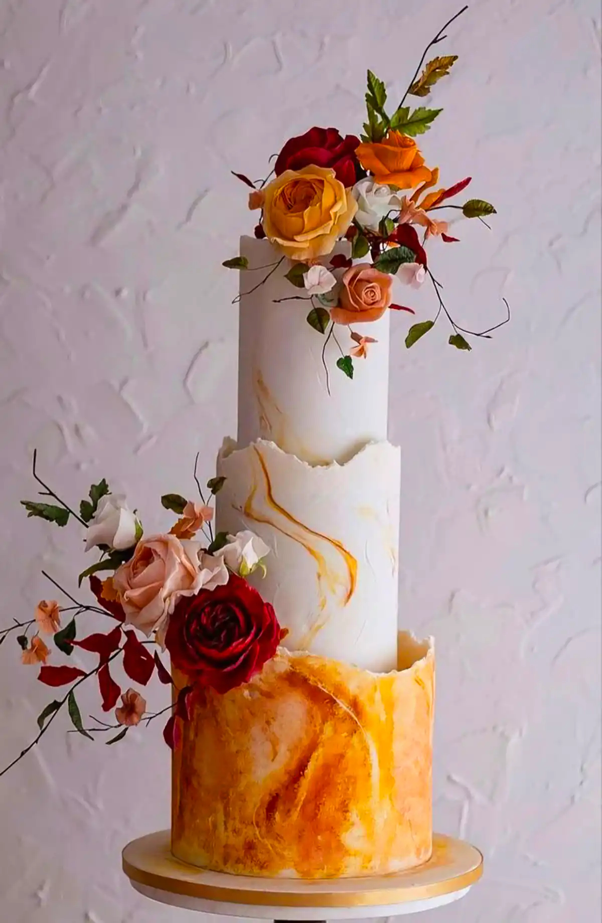 کیک دورنگ با پرتقال خشک