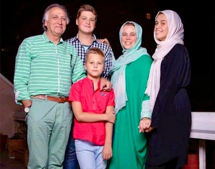 خانواده احمد نجفی