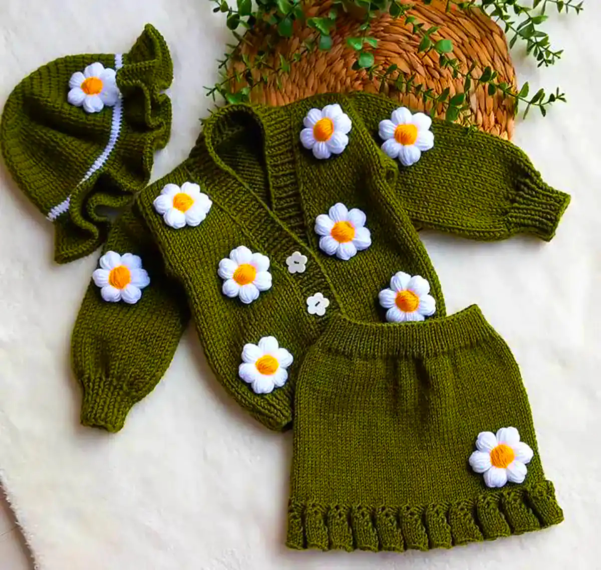 ست بافتنی بچه گانه