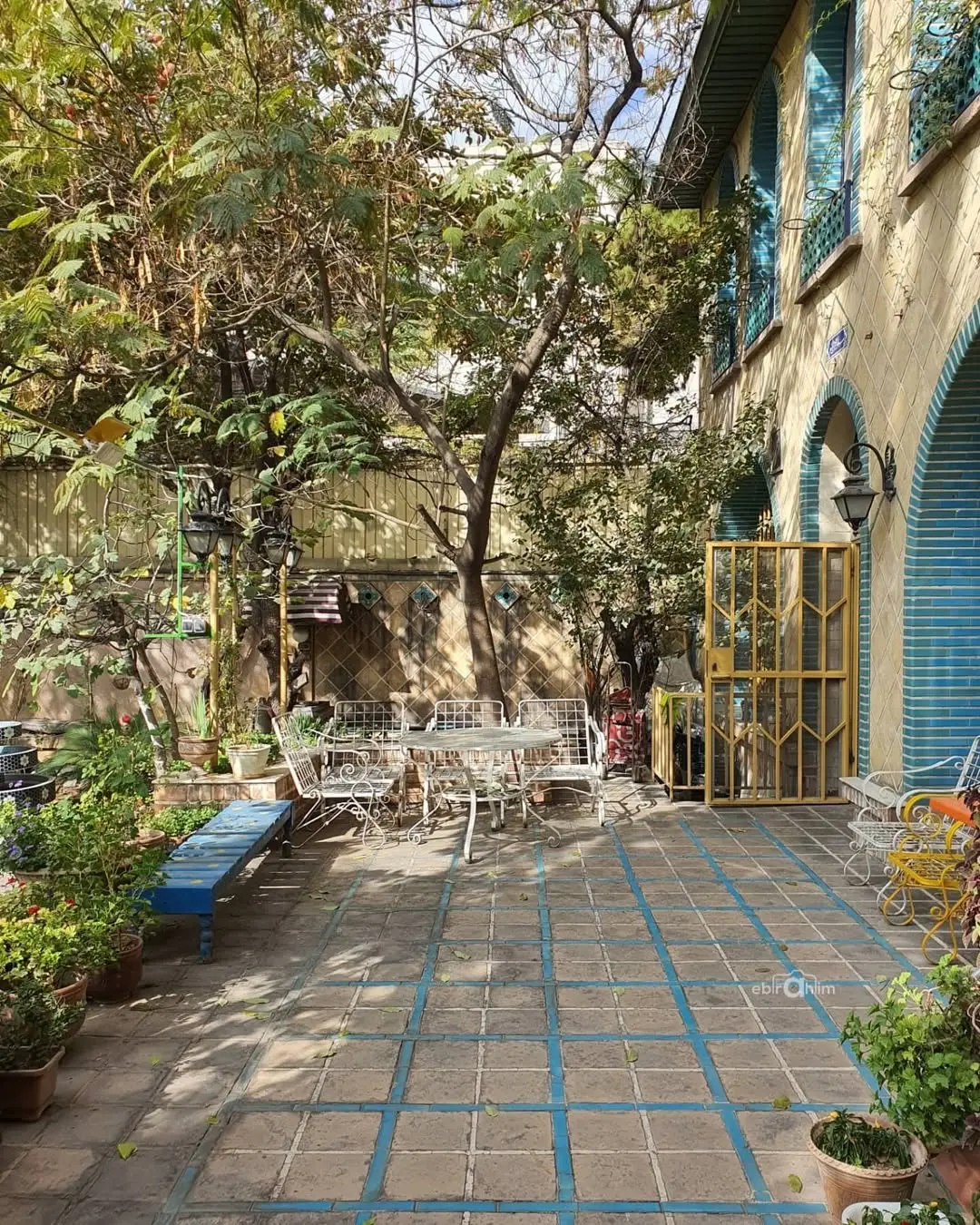 خانه قدیمی اقبال واحدی