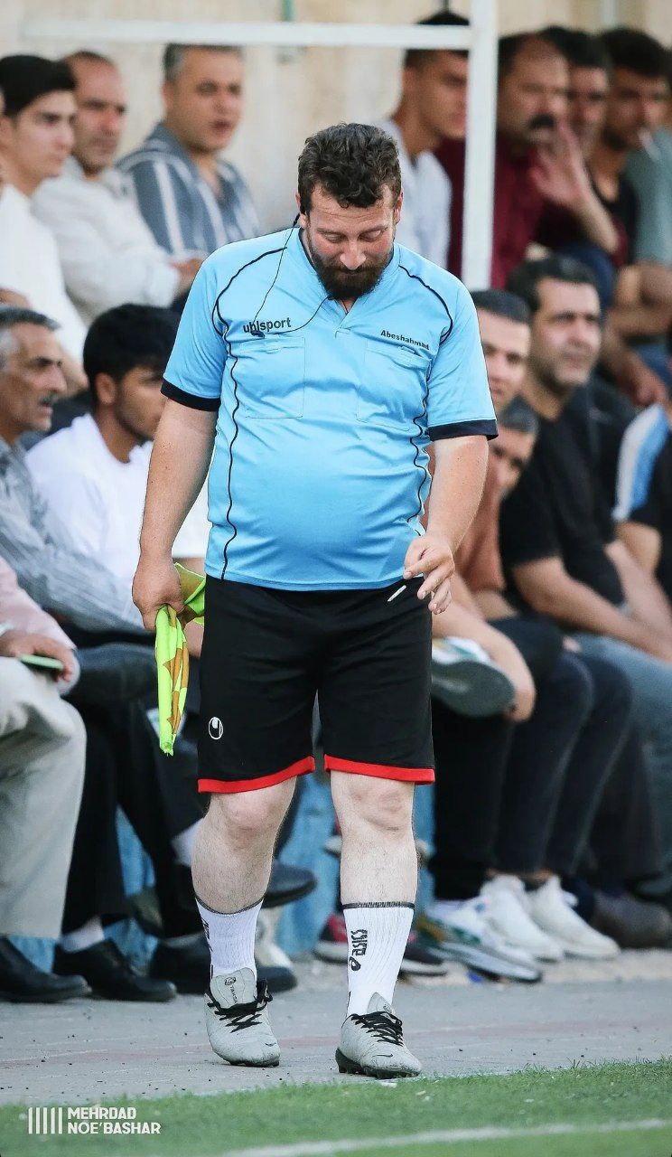 کمک داور فینال محلات؛