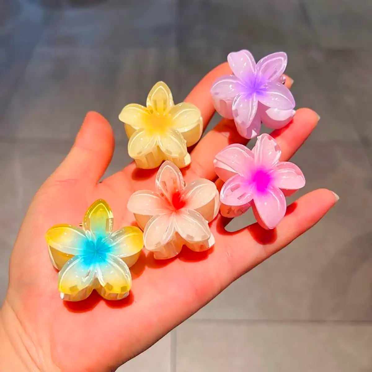 کلیپس و گیره فانتزی