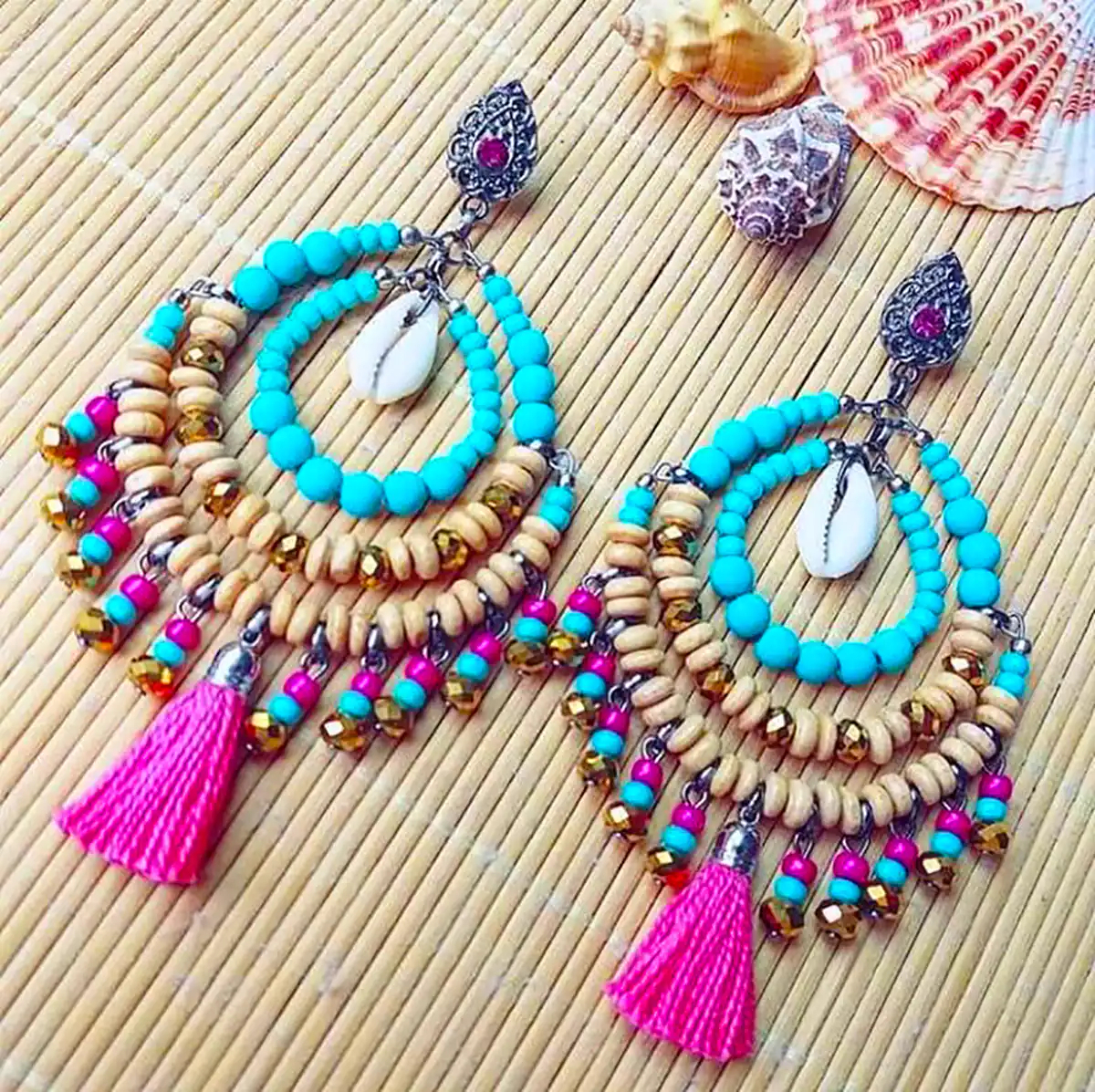 گوشواره حلقه ای مهره ای