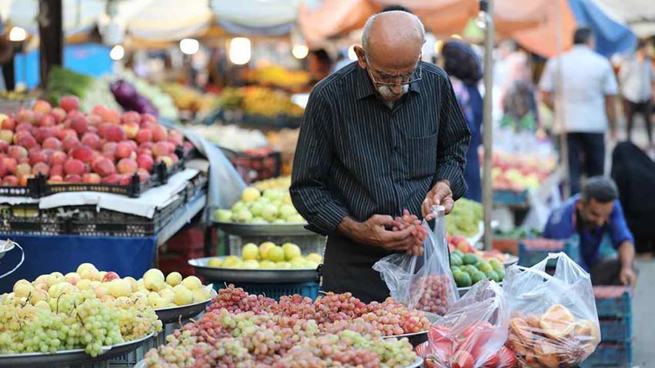 بازار میوه - میوه فروشی