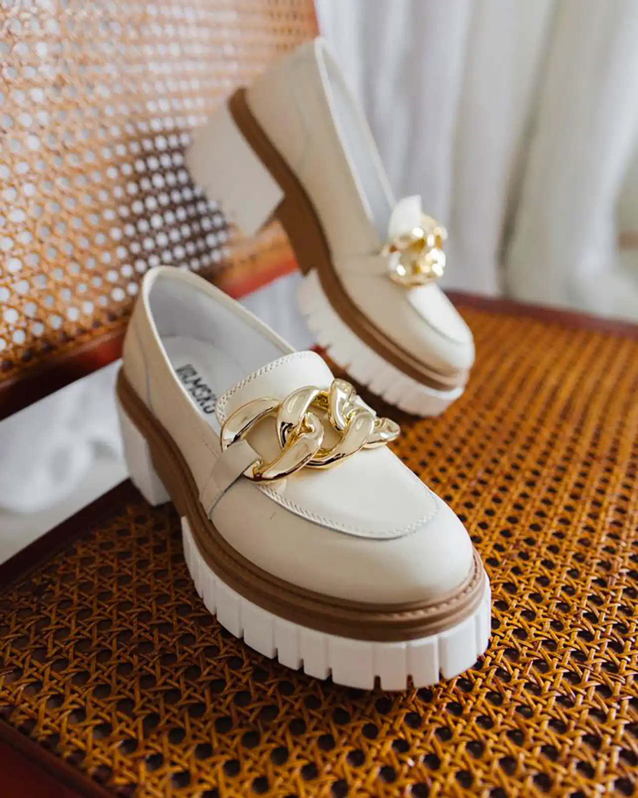 کالج شیک و کلاسیک