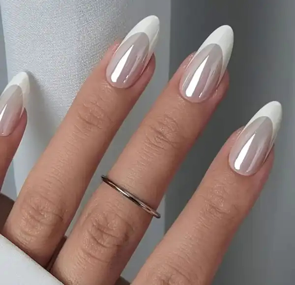 ناخن‌های کروم براق