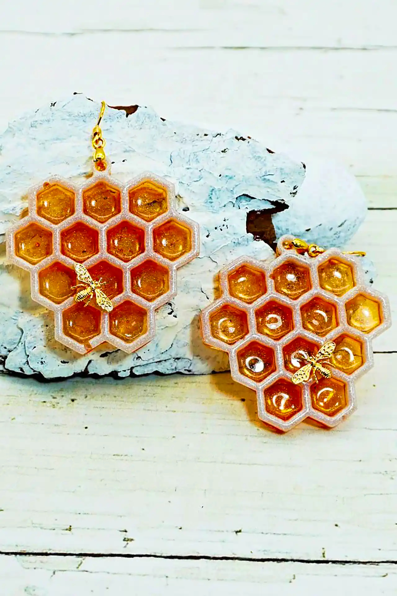 زیورآلات فانتزی طرح زنبوری 