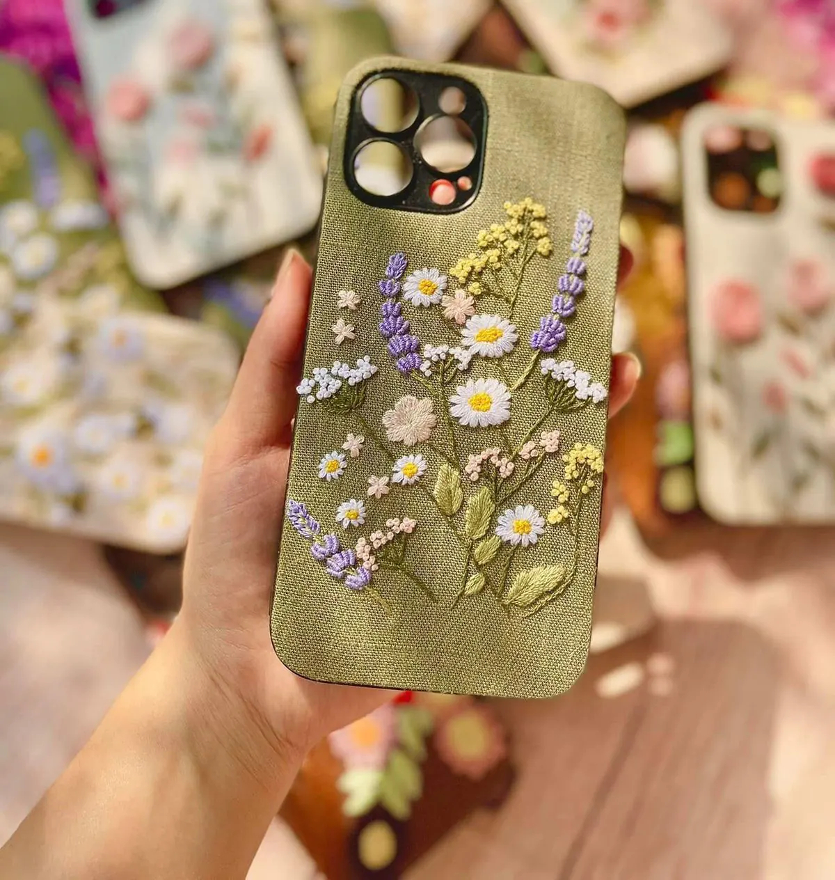 قاب گوشی عروسکی 