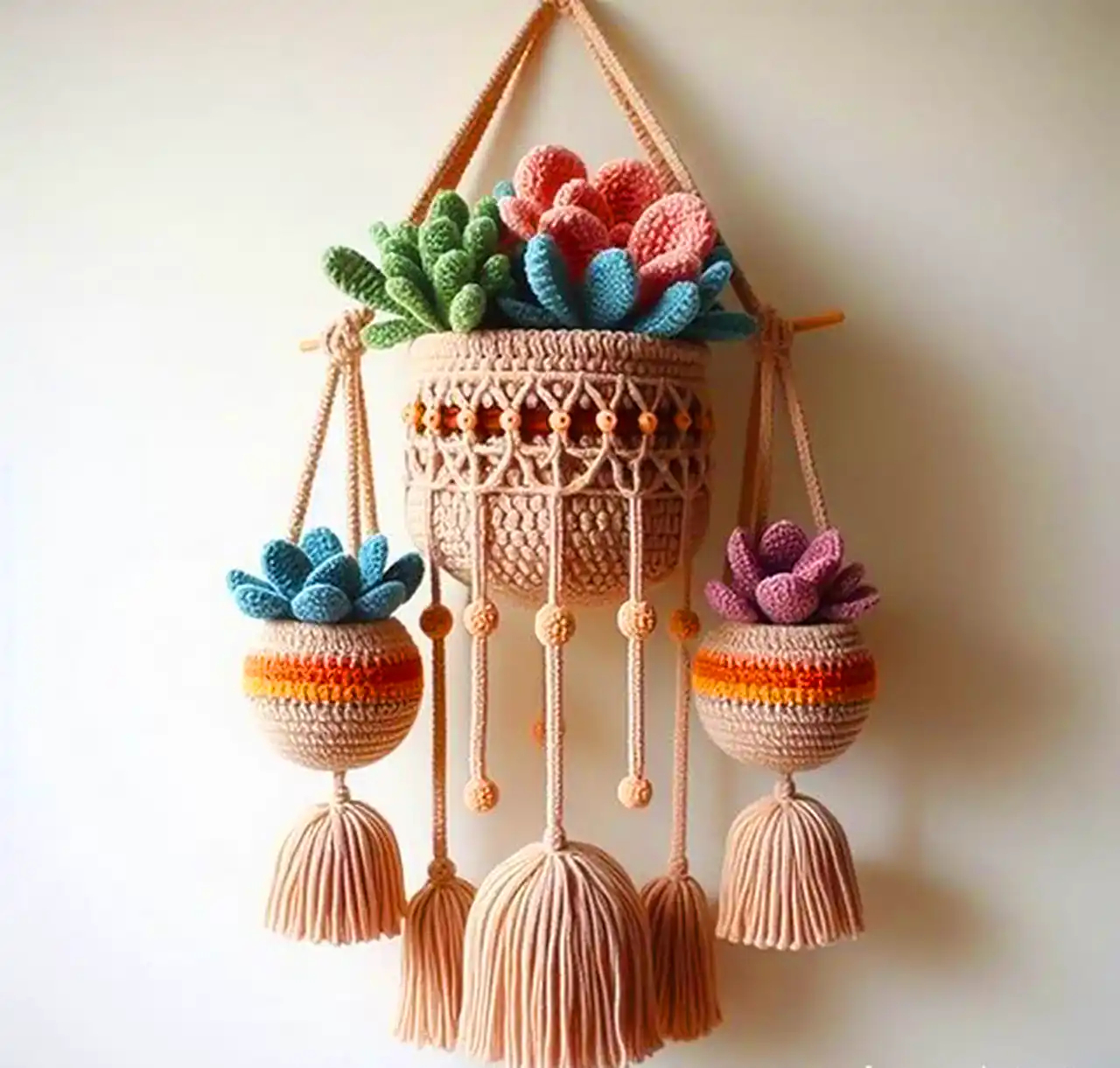 گلدان آویز بافتنی