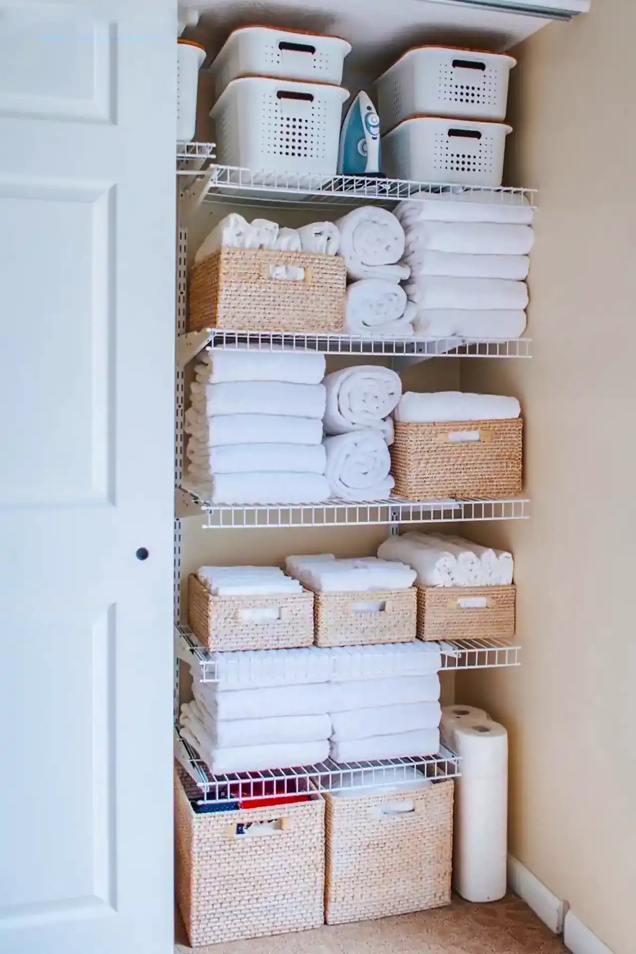 ایده های جالب برای چیدمان کمد دیواری + بهترین ایده ها برای چیدمان کمد دیواری