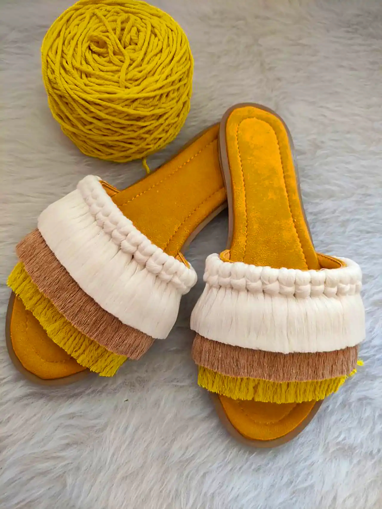 دمپایی دستساز با هنر مکرومه 