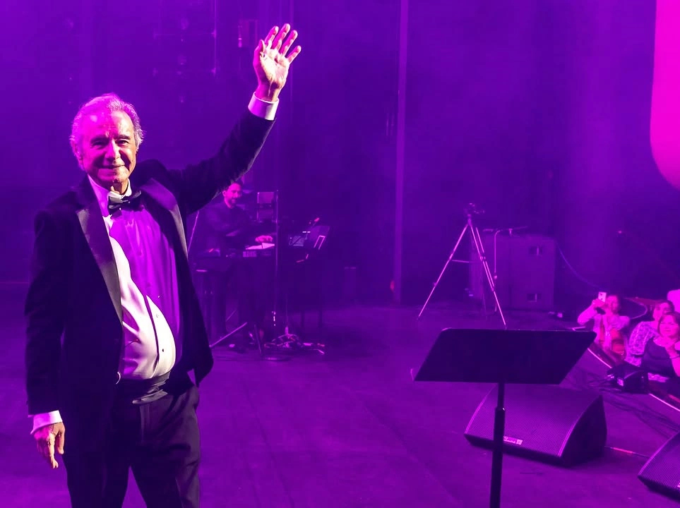 عارف خواننده